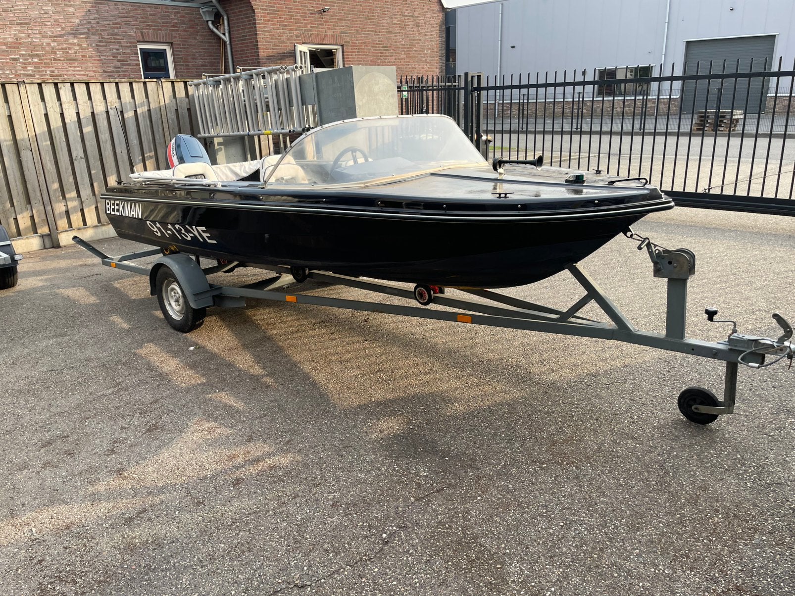 Beekman speedboot met Yamaha 55pk motor en traile, Watersport en Boten, Speedboten, Beekman, Buitenboordmotor, Elektrische start