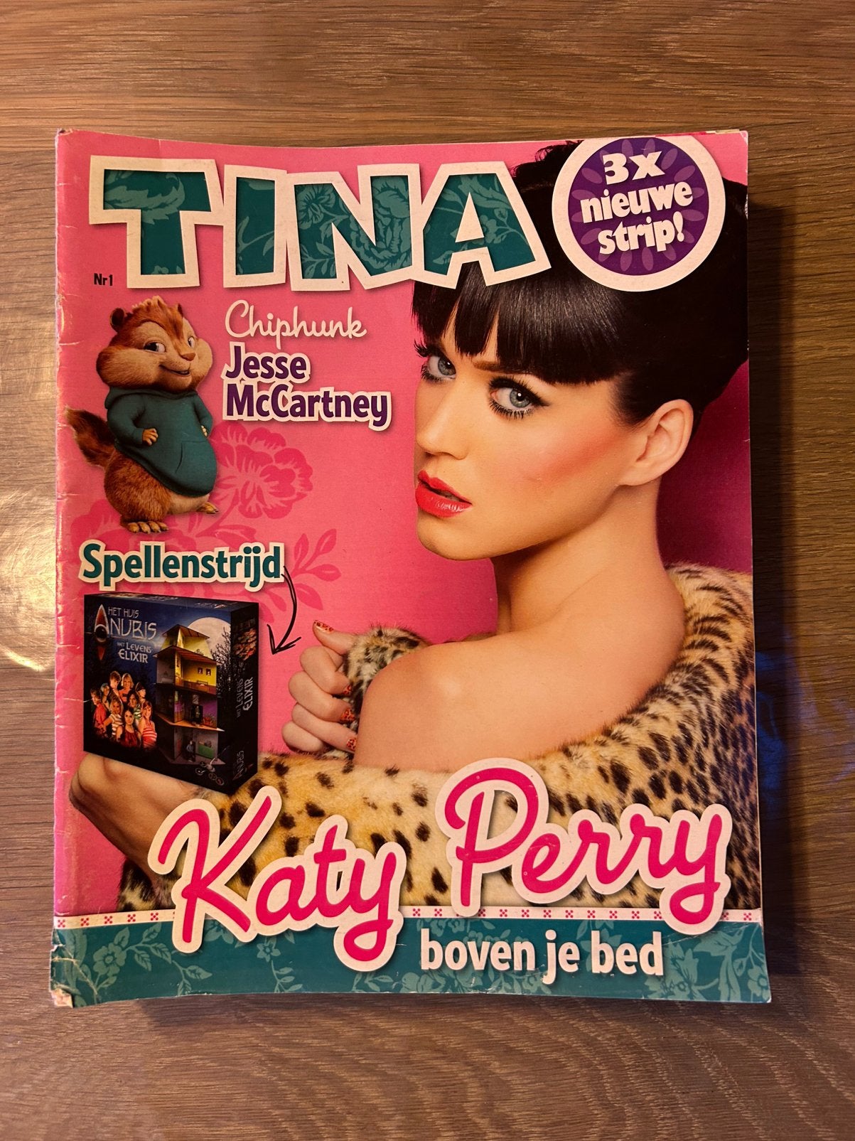 Tina 2010, Ophalen of Verzenden, Zo goed als nieuw, Overige typen