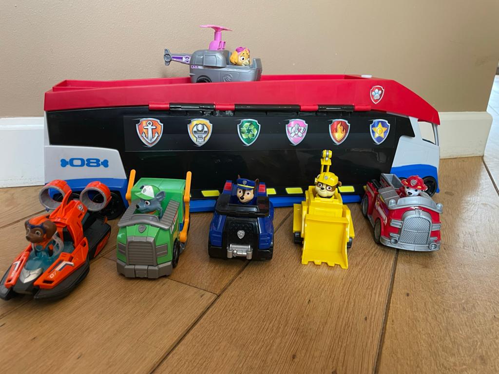 Paw Patrol Patroller met 5 voertuigen en figuren, Ophalen, Zo goed als nieuw