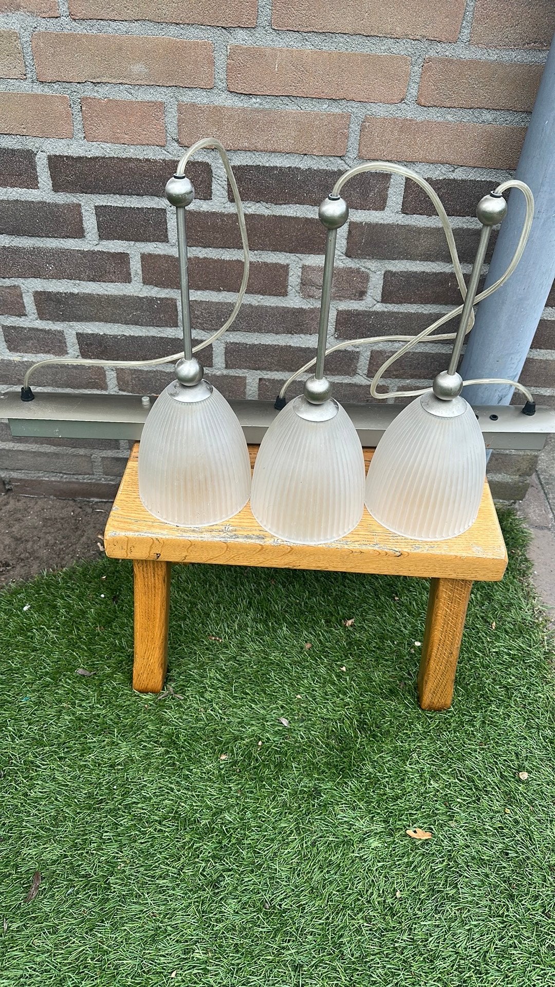 Eettafel hanglamp , drie melkglas kelken., Ophalen of Verzenden, Gebruikt, Glas