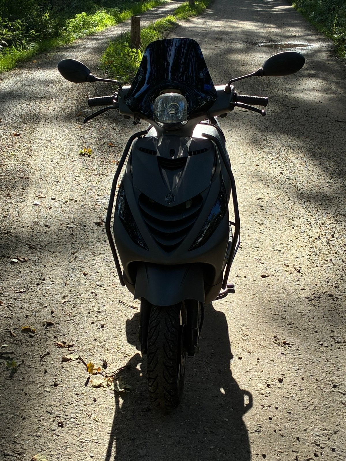 Piaggio Zip 50 iGet 4T | 2022 | 17.000 km | Zeer netjes, Ophalen, Maximaal 45 km/u, Zip, Zo goed als nieuw