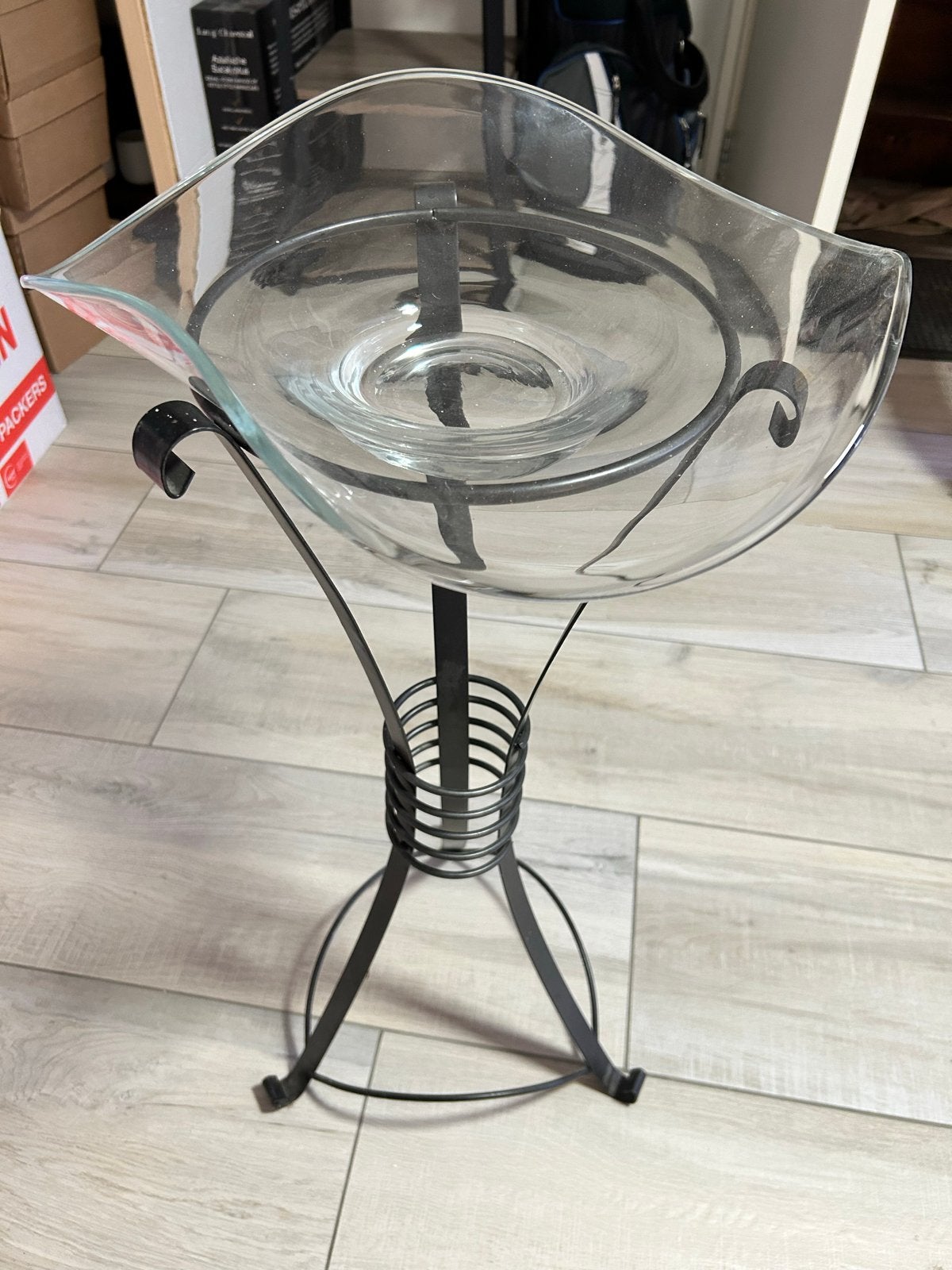 Glazen schaal op metalen standaard - Decoratief, Ophalen, Zwart, Zo goed als nieuw, Modern