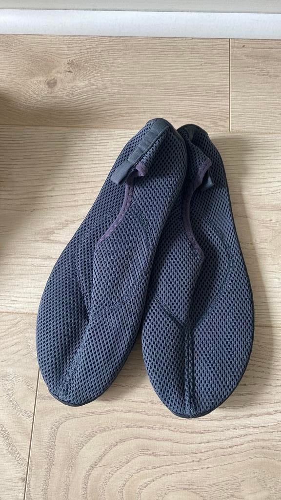 Waterschoenen maat 38/39, Watersport en Boten, Watersportkleding, Ophalen, Zo goed als nieuw, Dame of Heer, Zeil- of Surfschoenen
