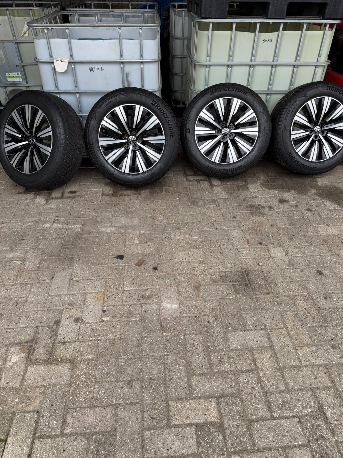 Bridgestone 255/55R19 winterband, Auto-onderdelen, 255 mm, Banden en Velgen, Winterbanden, Ophalen