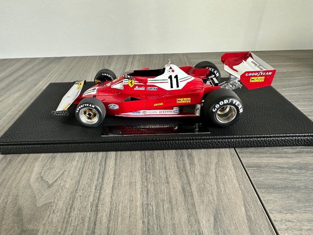 Niki Lauda 1977 GP Replicas 1:18, Ophalen, Zo goed als nieuw, Auto, Overige merken