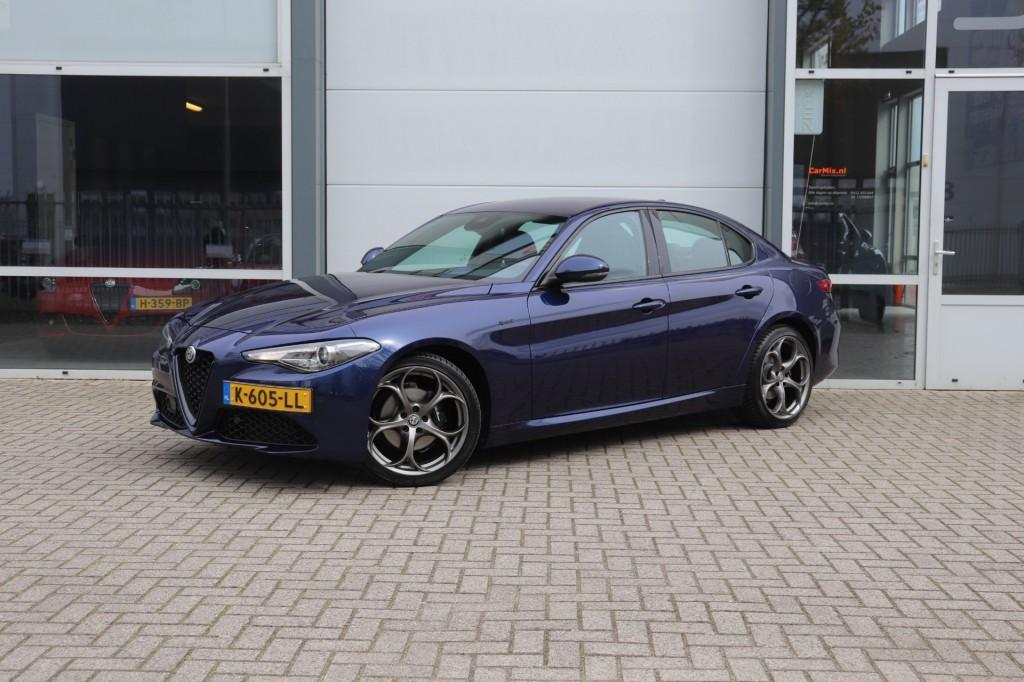 Alfa romeo GIULIA 2.0T SPRINT/VELOCE.INT/STOEL.STUUR.VERW/AD, Auto's, Euro 6, 4 cilinders, USB, Blauw