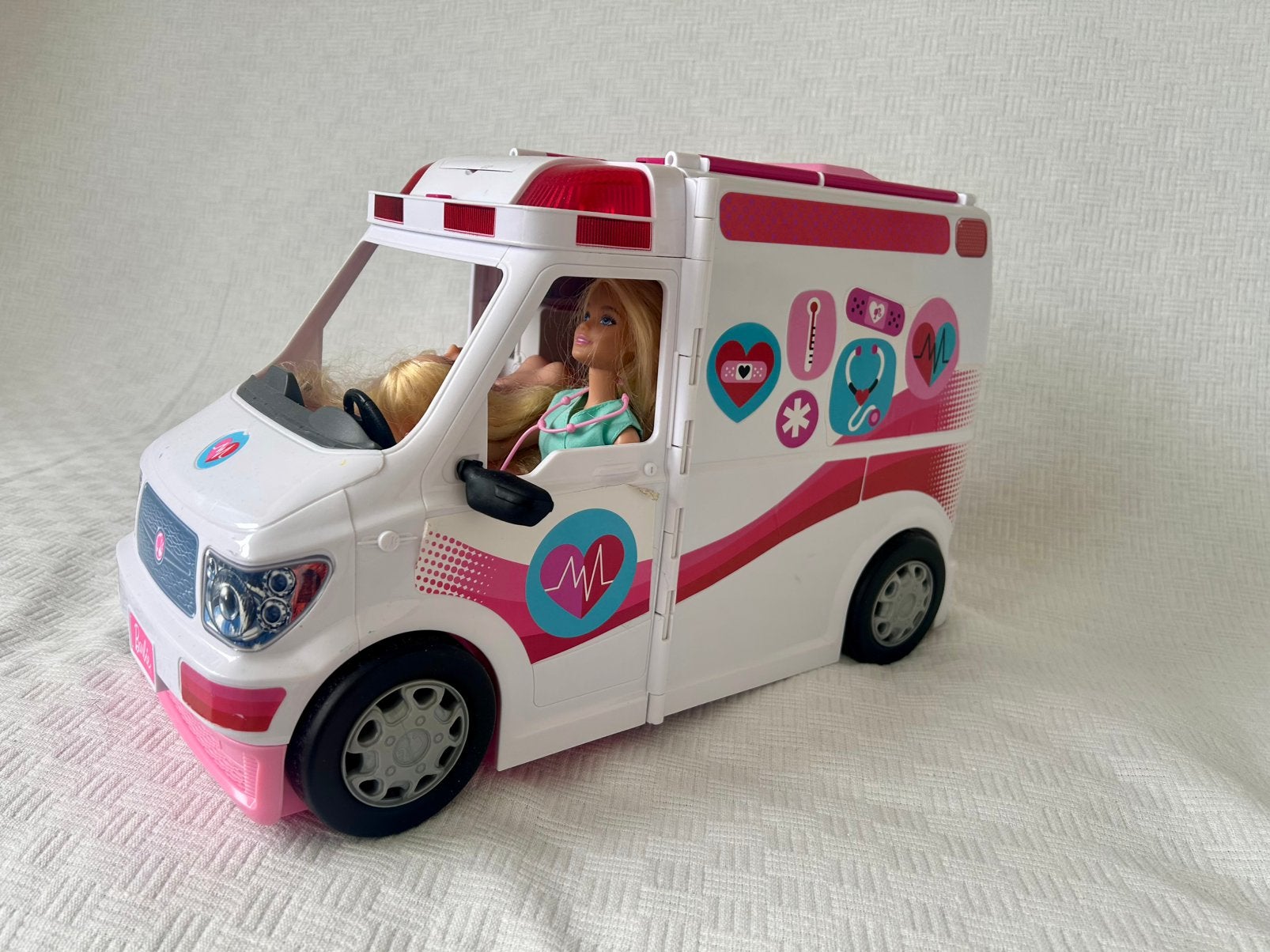 Barbie 2-in-1 Ambulance en Kliniek Speelgoedse, Ophalen, Zo goed als nieuw
