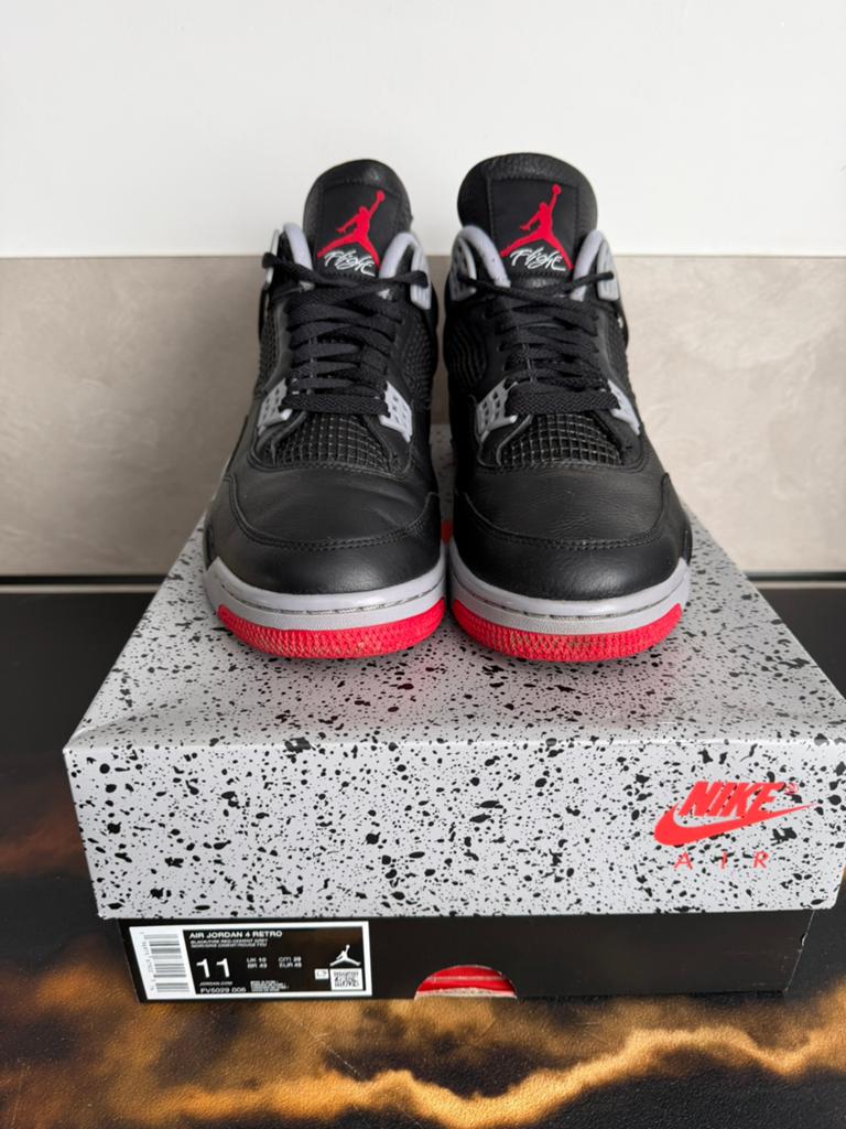 Nike Air Jordan 4 Retro Black/Fire Red-Cement Grey FV5029, Zwart, Ophalen of Verzenden, Sneakers of Gympen, Zo goed als nieuw
