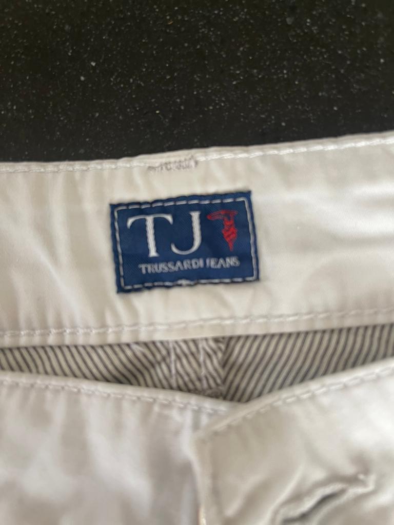 Trussardi Jeans witte broek, Maat 38/40 (M), Wit, Ophalen of Verzenden, Lang