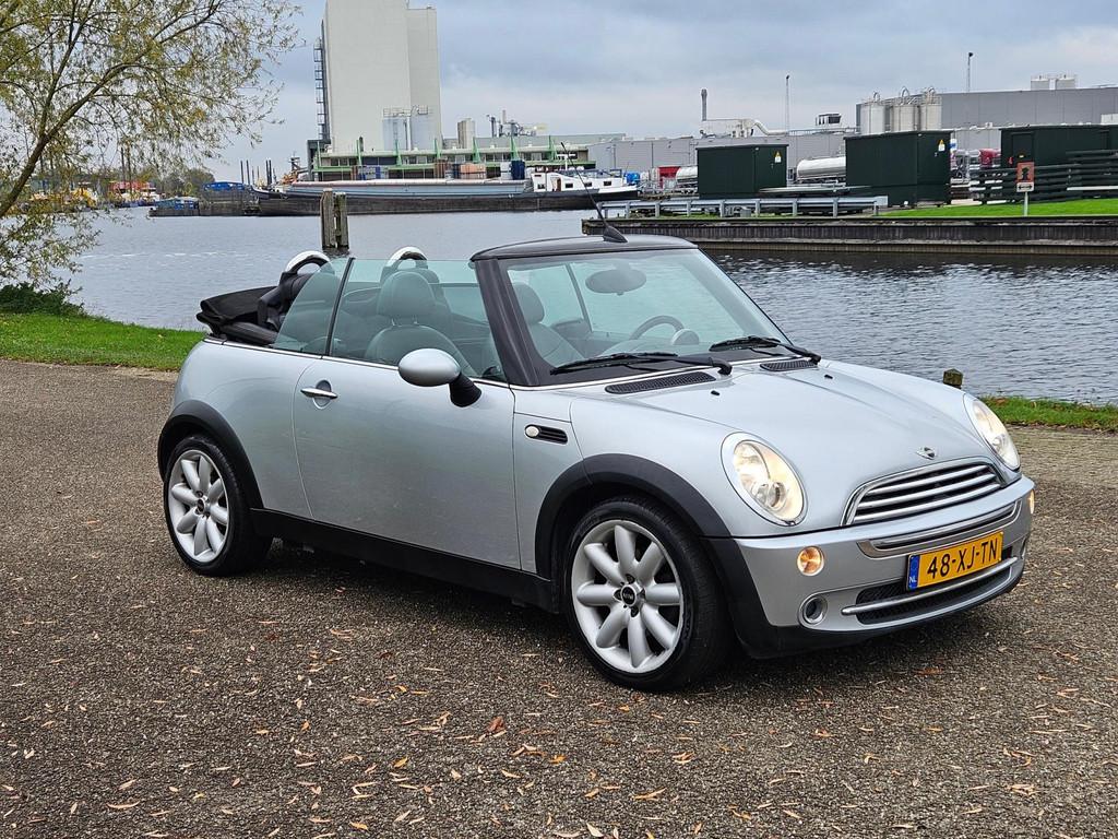 Mini Mini Cabrio 1.6 Cooper Chili / Stoelverwarming / Airco, Voorwielaandrijving, Gebruikt, 4 cilinders, Cabriolet