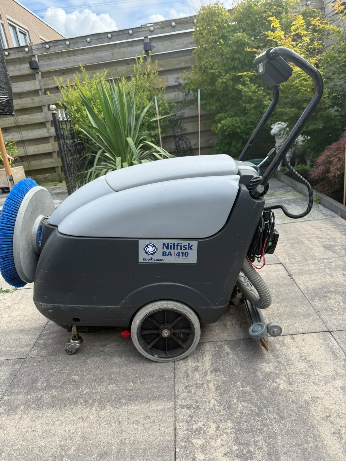 schrobzuig machine nilfisk, Ophalen, Gebruikt, Schrobmachine