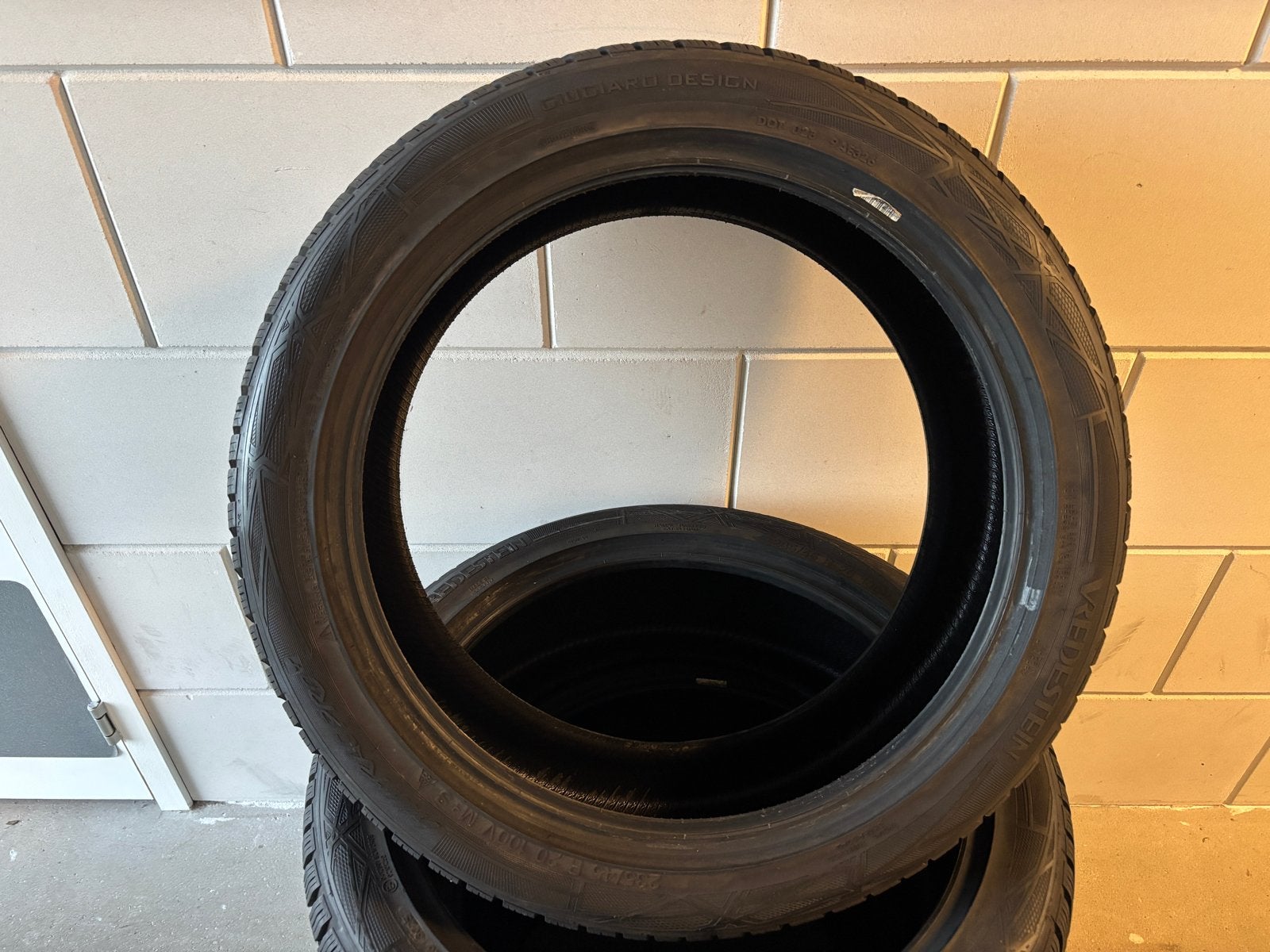Vredestein Wintrac Pro 235/45 R20 100V M+S winterbanden, Ophalen, Gebruikt