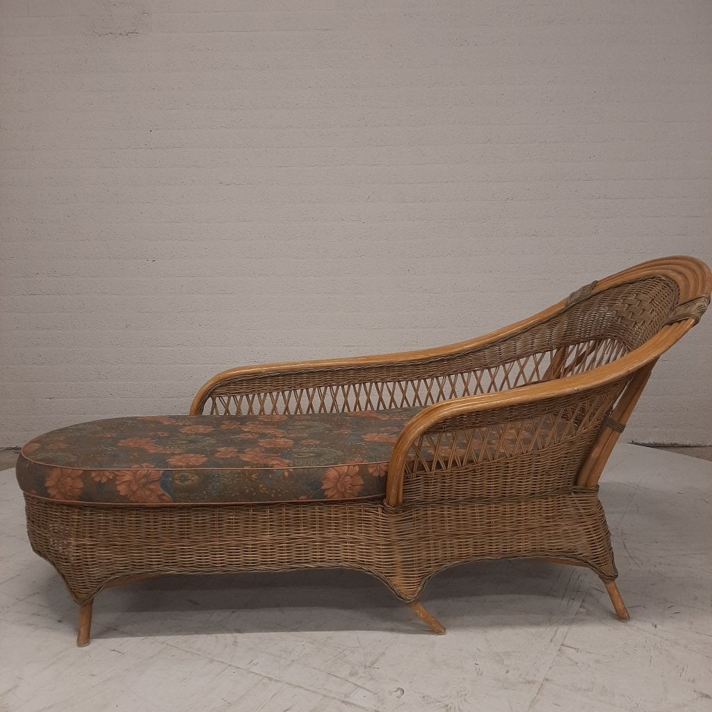 Vintage rotan chaise longue, Huis en Inrichting, Banken | Sofa's en Chaises Longues, Ophalen, Gebruikt, Eenpersoons, Riet of Rotan
