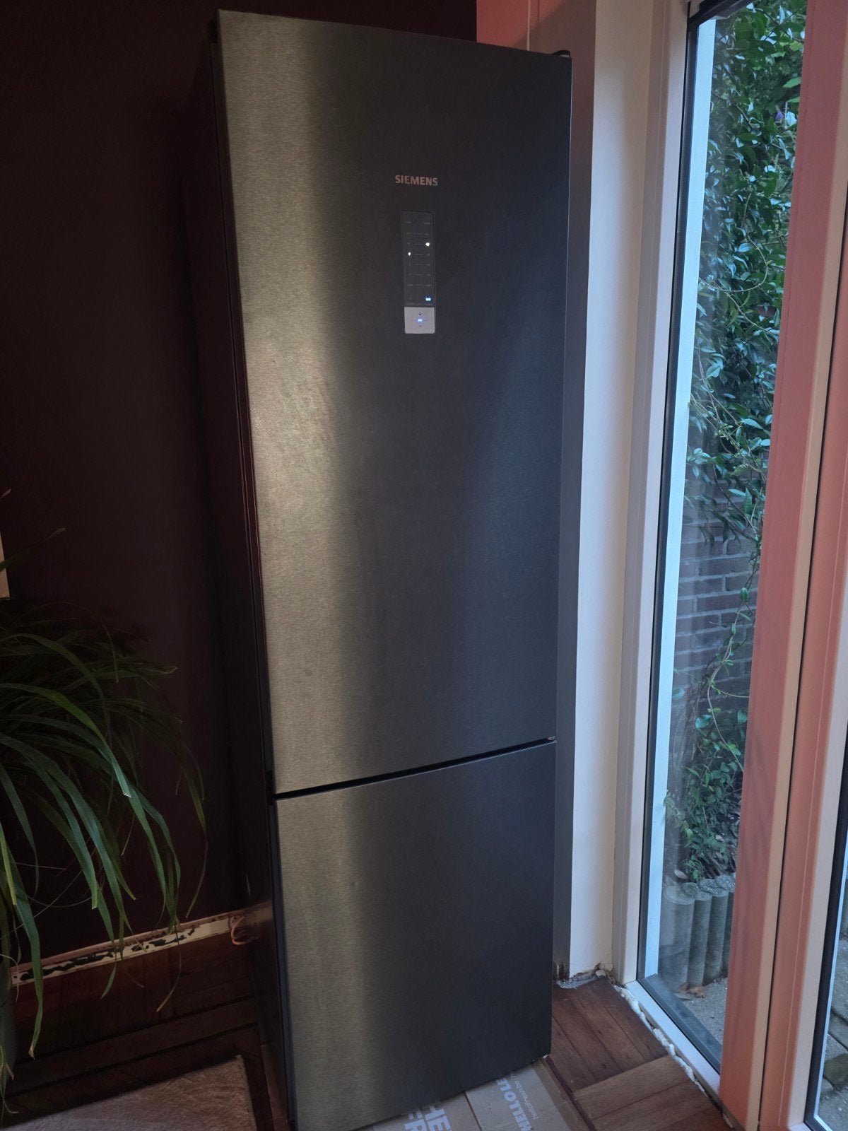 Siemens iQ300 Koel-vriescombinatie - Zwart, Ophalen, Gebruikt, 200 liter of meer, Met aparte vriezer
