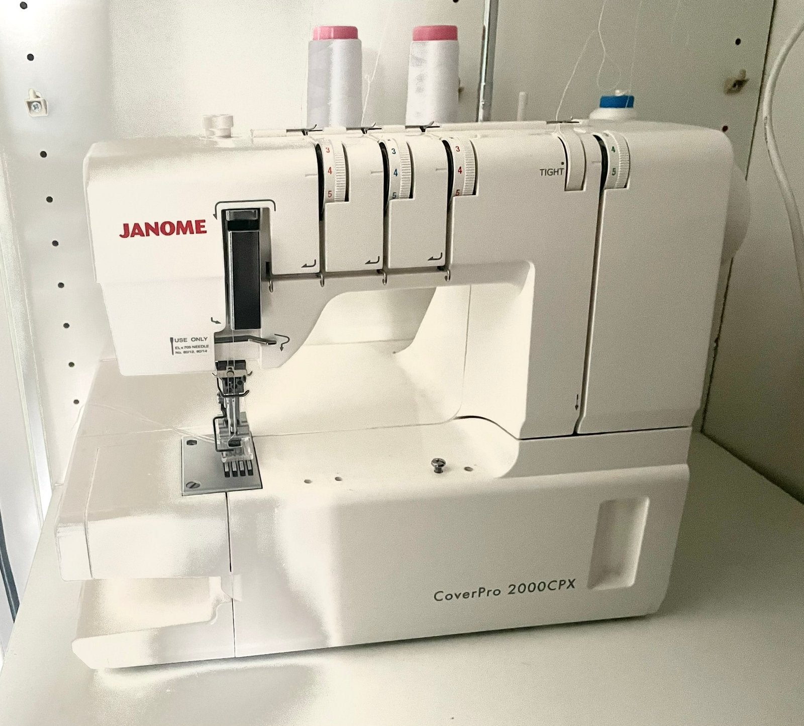 janome 2000 cover pro, Ophalen of Verzenden, Zo goed als nieuw, Lockmachine