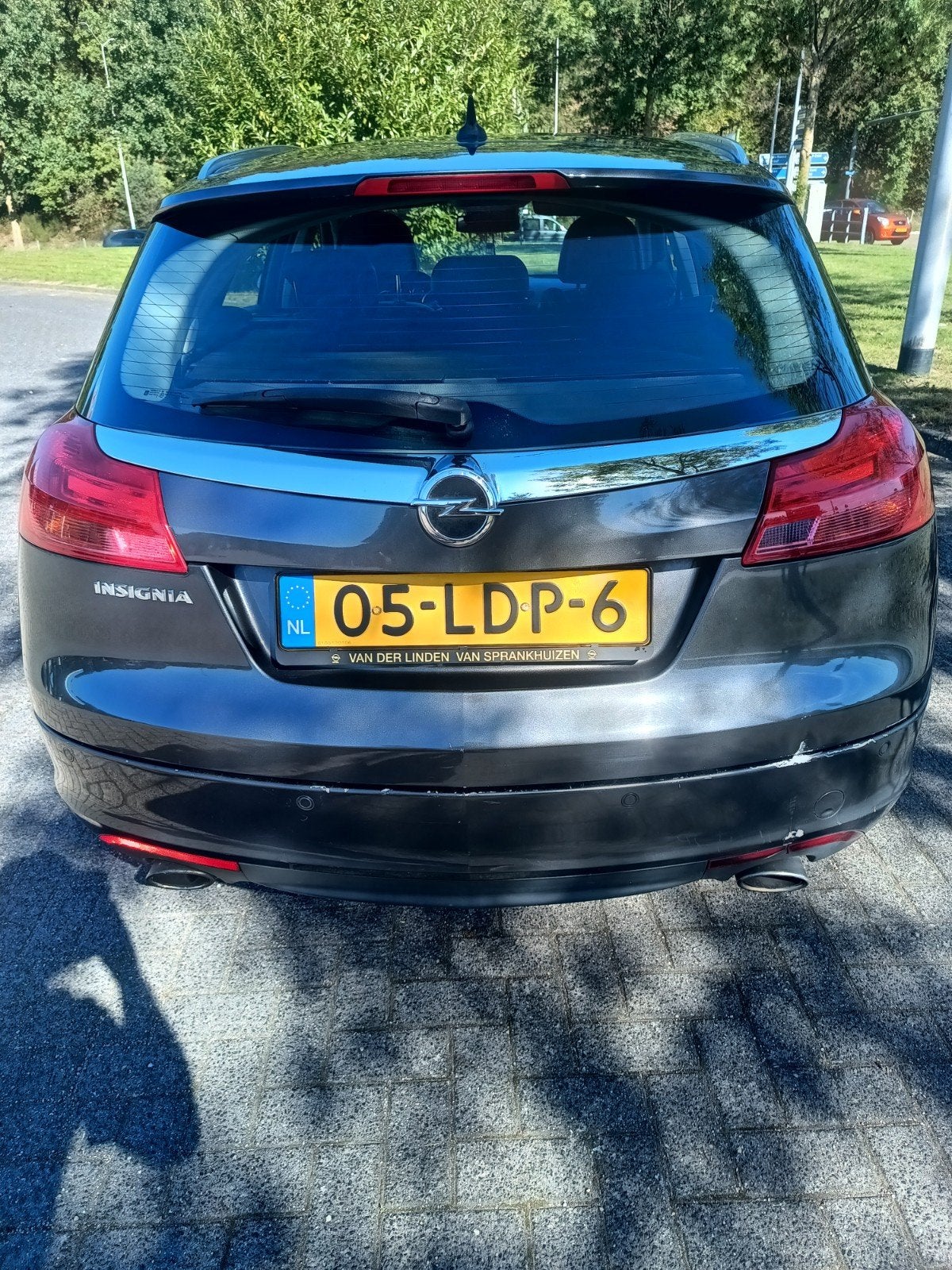 Opel Insignia 1.6 Turbo Ecotec 180pk 2010 Grijs, Auto's, 4 cilinders, 179 pk, Origineel Nederlands, Handgeschakeld