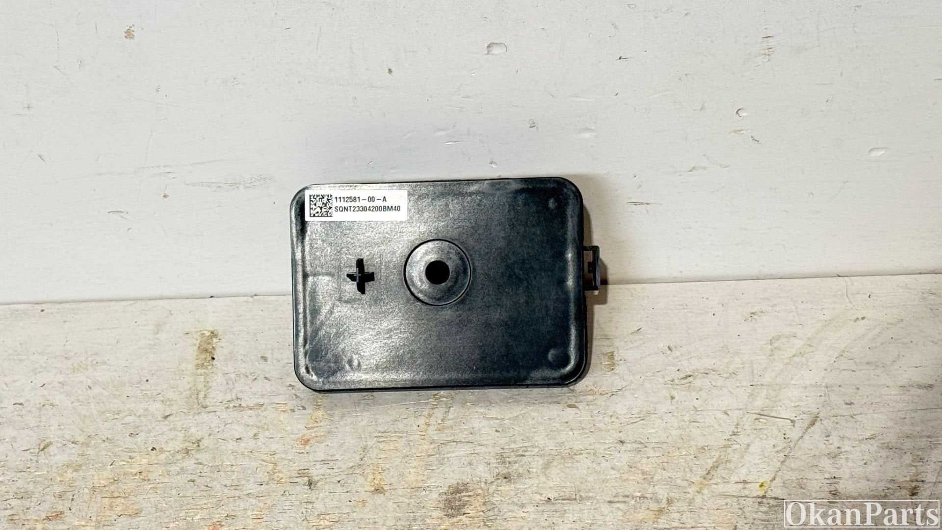 Tesla Model 3 trekhaak module 1112581-00-A 1112284-00-B, Info@fabrikant.eu, Fabrikantstraat 1
1000 AA  Amsterdam, NL, Ophalen of Verzenden