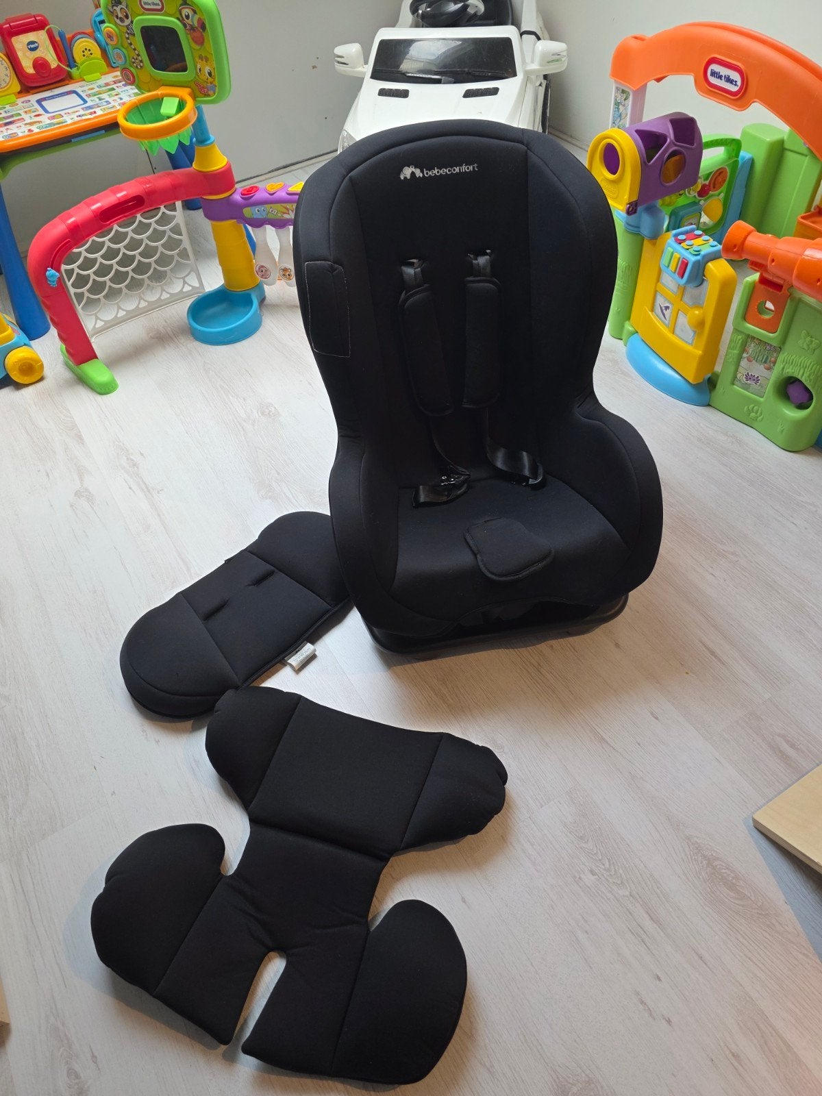 Autostoel Bebeconfort incl accessoires, Autogordel, 9 t/m 18 kg, Zo goed als nieuw, Ophalen