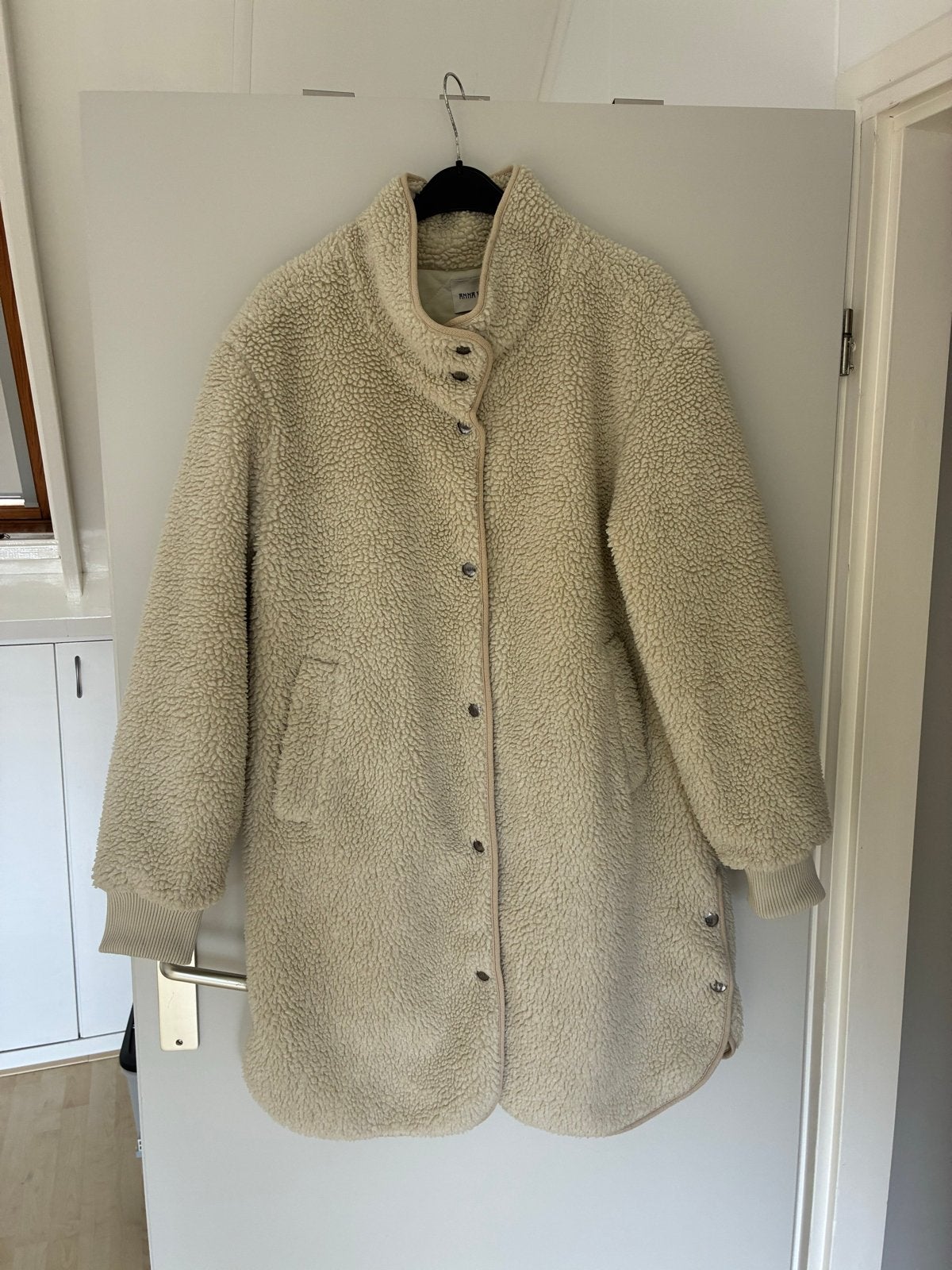 Mooie Anna Blue teddy jas , maat XL, ecru in prima staat, Kleding | Dames, Ophalen of Verzenden, Zo goed als nieuw, Maat 46/48 (XL) of groter
