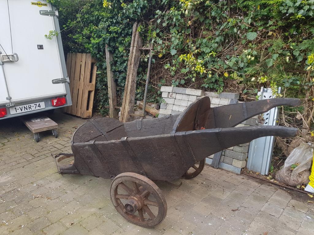 Oude houten boeren kar, Ophalen, Gebruikt