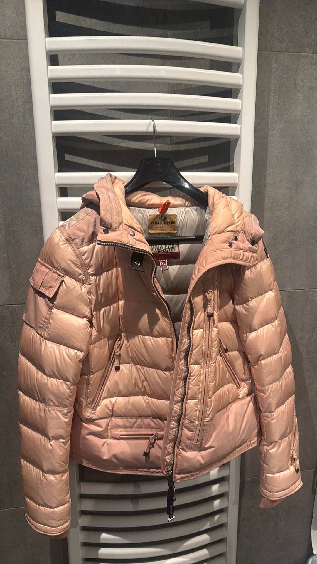 Parajumpers jas vrouw zalmkleurig maat XL, Ophalen of Verzenden, Zo goed als nieuw, Maat 46/48 (XL) of groter, Overige kleuren