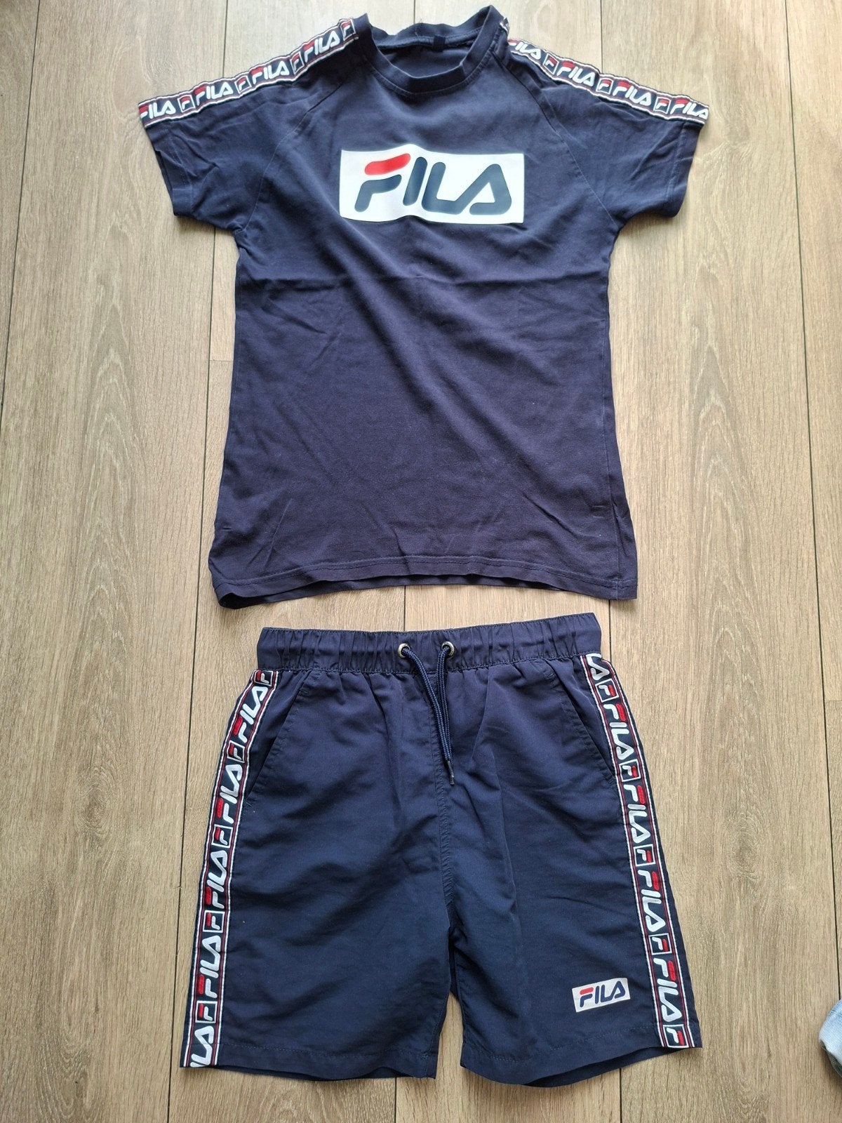 Donkerblauw FILA setje - maat 140, Jongen of Meisje, Ophalen of Verzenden, Setje, Gebruikt