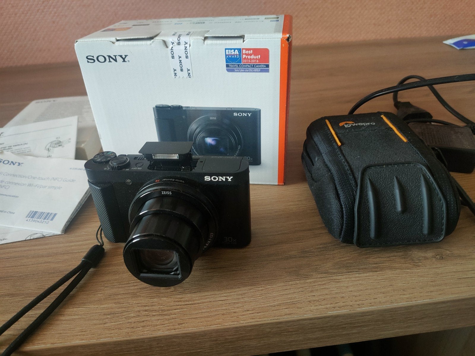 Sony Cyber-shot DSC-HX90V compactcamera met 30x zoom, Audio, Tv en Foto, Fotocamera's Digitaal, Draagriem, Ophalen of Verzenden