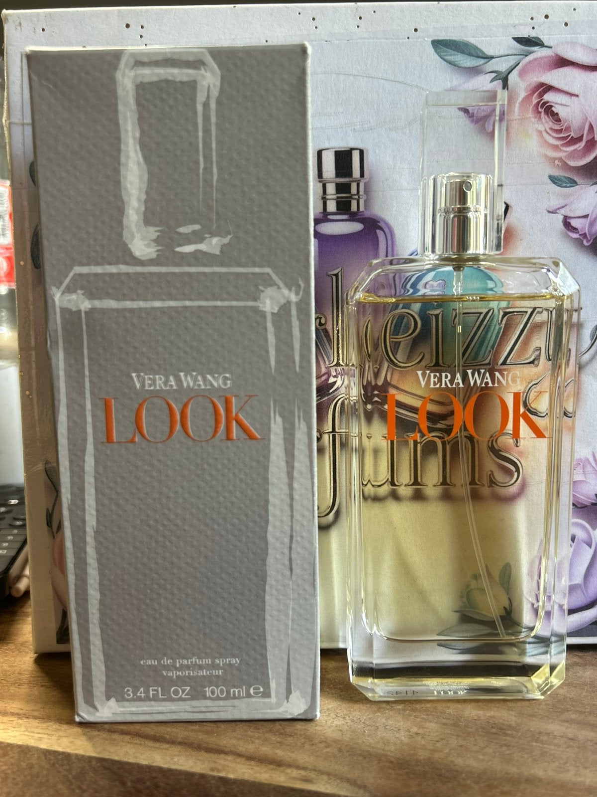 Vera Wang - look 100ml edp, Ophalen of Verzenden, Zo goed als nieuw