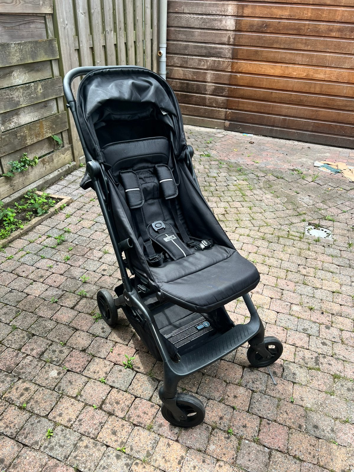 Qute buggy, Kinderen en Baby's, Buggy's, Zo goed als nieuw, Ophalen