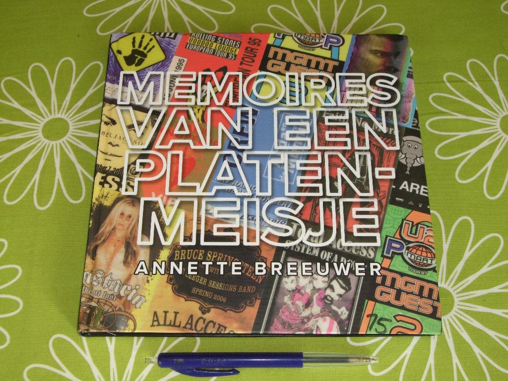 Memoires van een platenmeisje - Annette Breeuwer, Ophalen of Verzenden, Zo goed als nieuw, Boek, Tijdschrift of Artikel