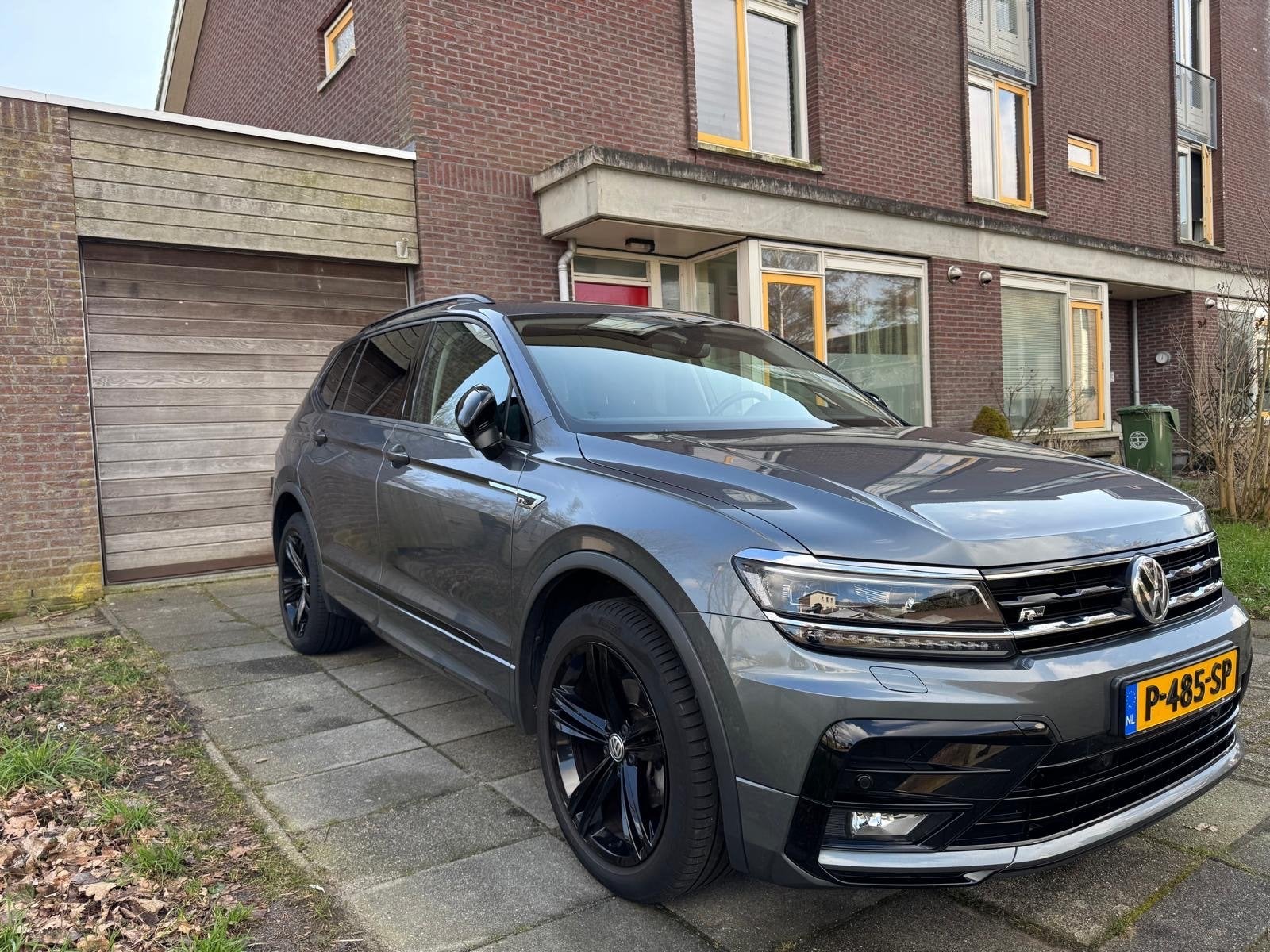 Volkswagen Tiguan 1.5 TSI 150pk 2021 R-Line, Auto's, 4 cilinders, 7 stoelen, 75 €/maand, Handgeschakeld