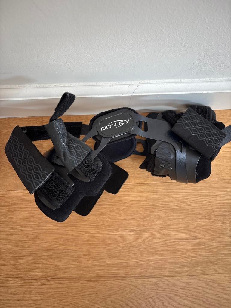 DonJoy brace, Ophalen, Zo goed als nieuw
