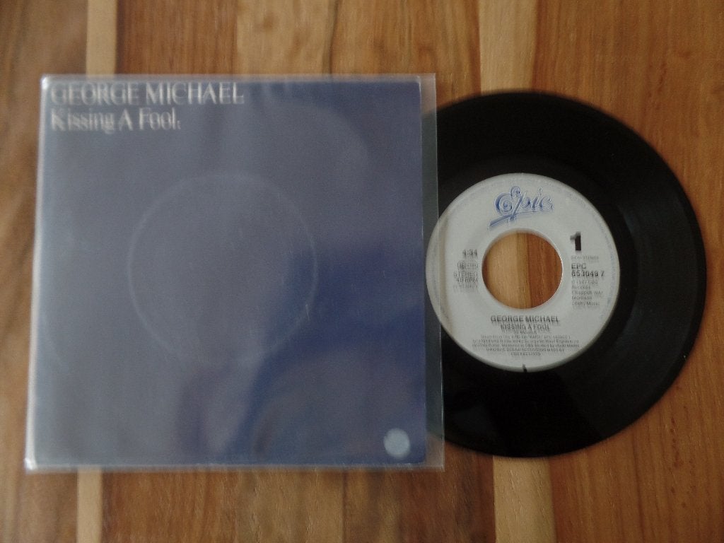 single  George Michael - Kissing A Fool., Ophalen of Verzenden, Gebruikt, 7 inch, Pop