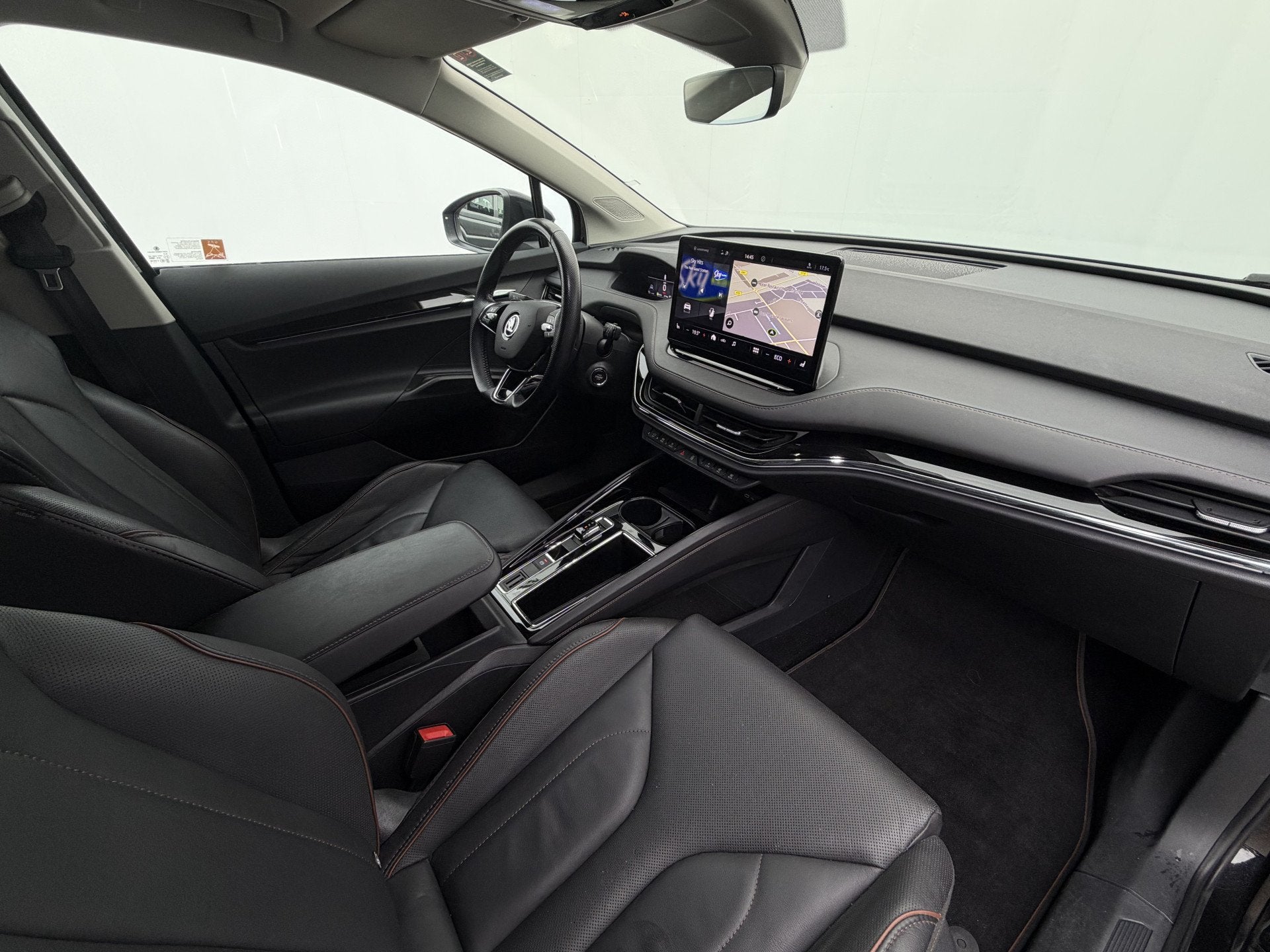 Skoda Enyaq iV 80 First Edition Soh 92% Adap.Cruise Leer Mem, Auto's, Automaat, Achterwielaandrijving, Gebruikt, 495 min