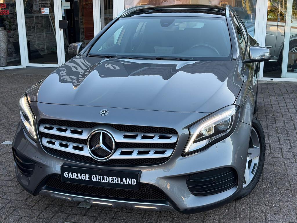 Mercedes-Benz GLA-klasse 180 Business Solution AMG | Pano |, Auto's, Mercedes-Benz, Gebruikt, Zwart, 4 cilinders, 122 pk