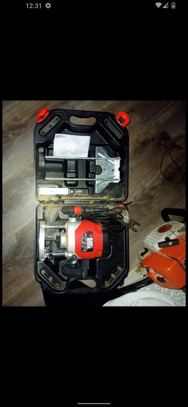 Black & Decker Bovenfrees KW850E met koffer, Gebruikt, Ophalen of Verzenden, Black & Decker, Bovenfrees