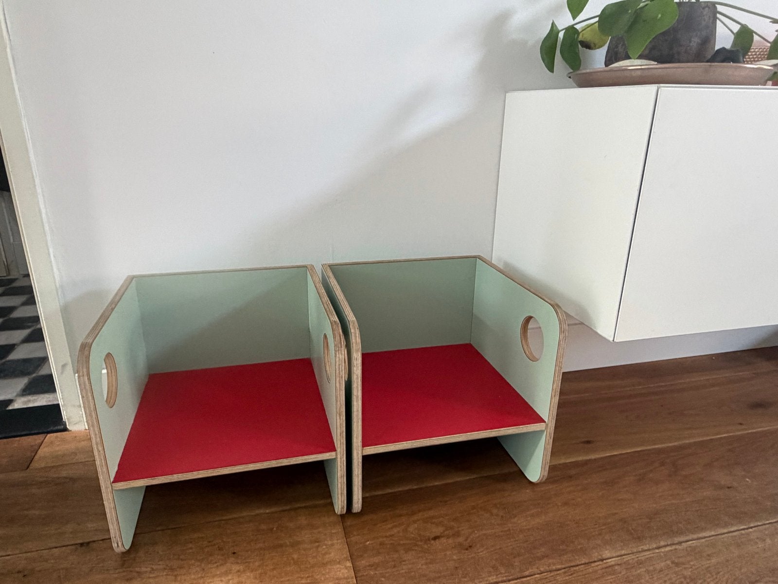 Design kinderstoel / tafeltje van Arthur and Friends, Kinderen en Baby's, Ophalen, Zo goed als nieuw, Overige typen
