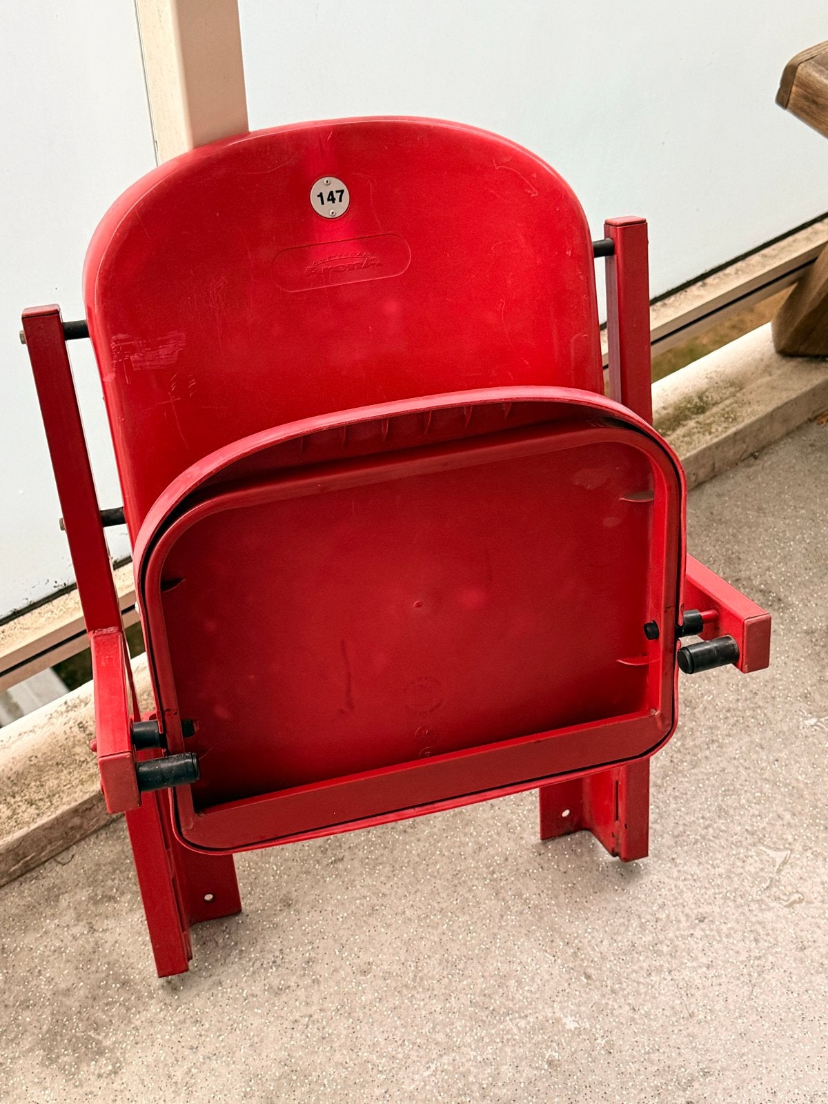 Org. stoel Amsterdam ArenA incl. certificaat van echtheid, Ophalen, Kunststof, Gebruikt, Eén