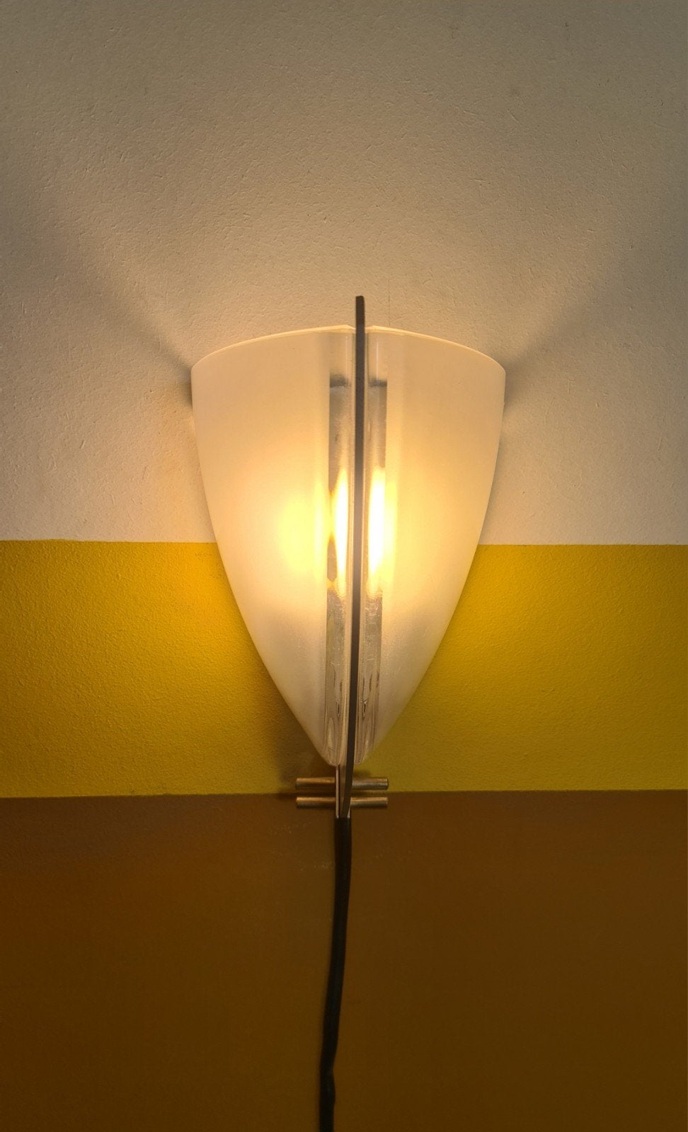 Design wandlamp. Vaert Vesta voor Artemide, Ophalen, Vaert, Artemide