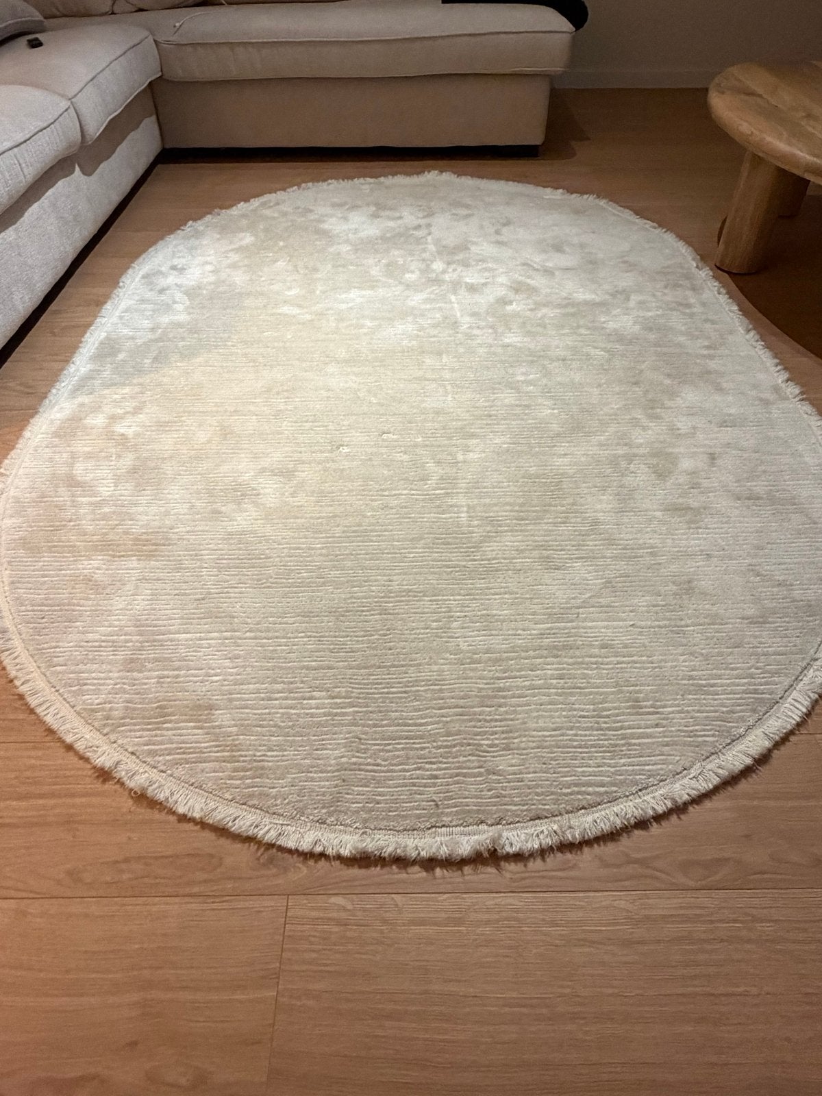 Ovaal Crème Vloerkleed, Huis en Inrichting, Stoffering | Tapijten en Kleden, Ophalen, Gebruikt, 150 tot 200 cm, 200 cm of meer