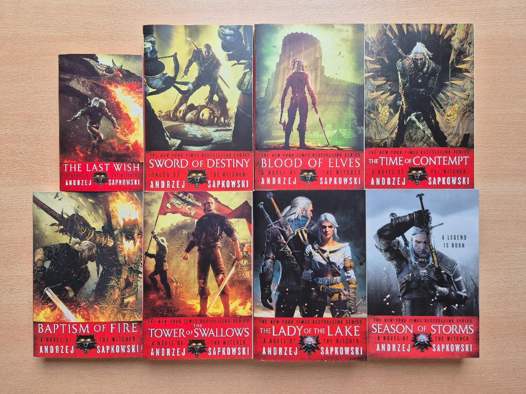 The Witcher Boekenset, Ophalen of Verzenden, Zo goed als nieuw, Andrzej Sapkowski