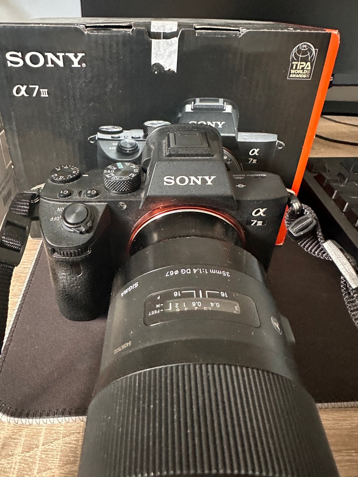 Sony a7 3 nieuwstaat + sigma 35mm 1.4 dg + samyang 85mm 1.4, Audio, Tv en Foto, Ophalen, Bodydop, Zo goed als nieuw, Sony
