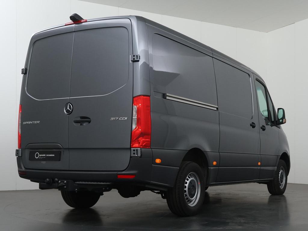 Mercedes-Benz Sprinter 317 CDI | Aut. | L2 H1 | Pro | 3-zits, Auto's, Bestelauto's, Automaat, Gebruikt, 4 cilinders, Bedrijf