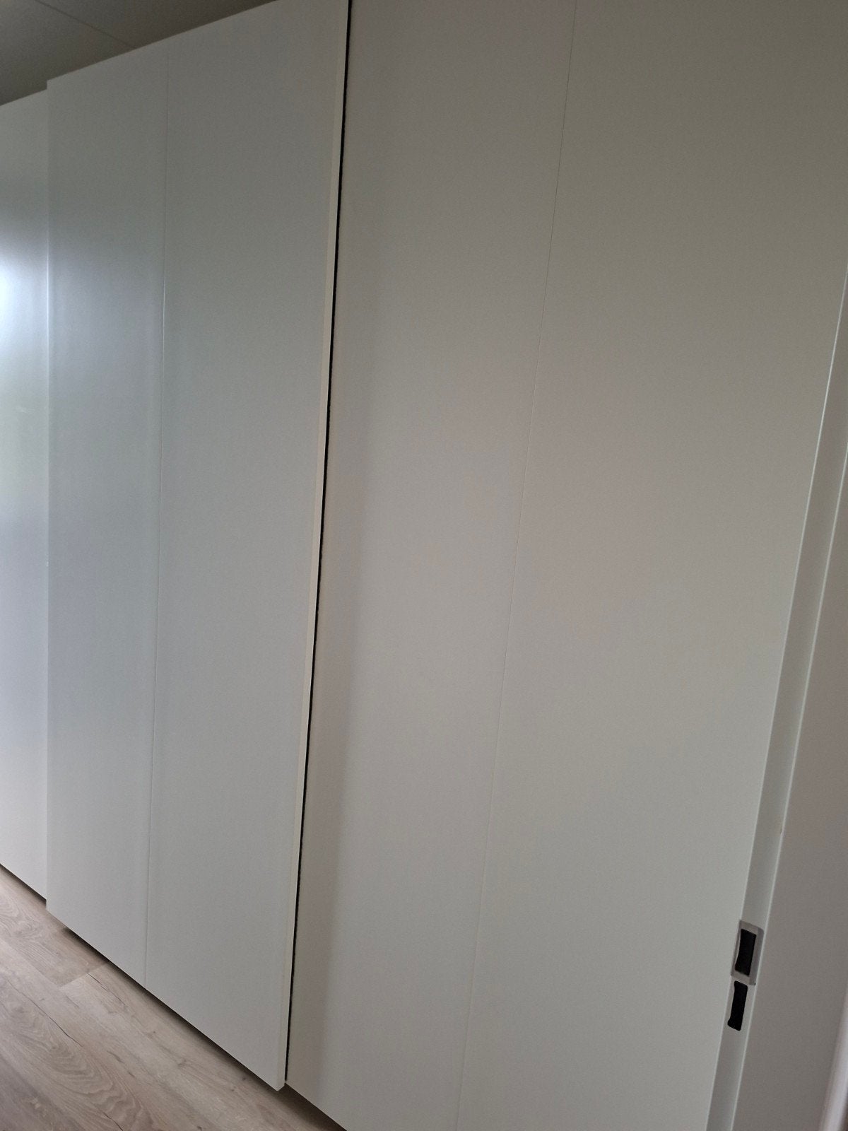 2x IKEA HASVIK Schuifdeuren (200x236 cm) met SKYTTA beslag, Huis en Inrichting, Ophalen, Gebruikt, 200 cm of meer, 200 cm of meer