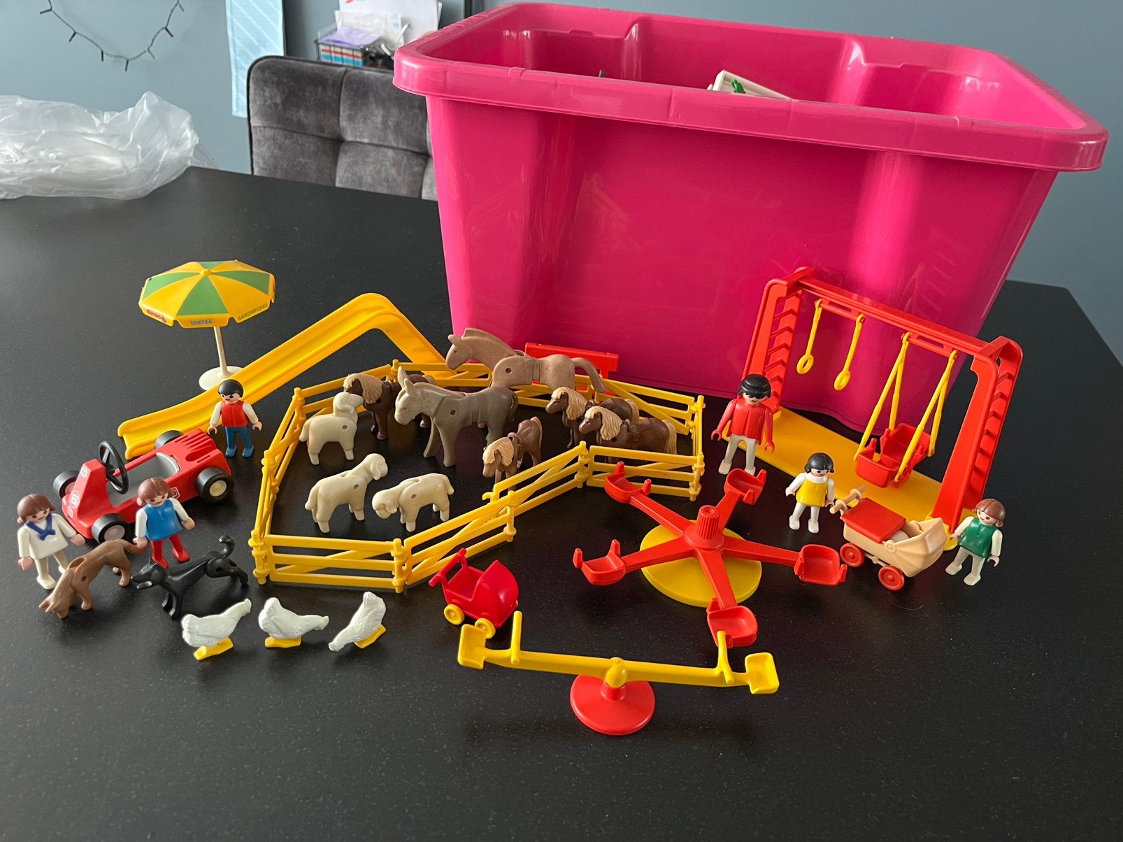 Kratje met playmobil, Ophalen, Gebruikt, Losse onderdelen