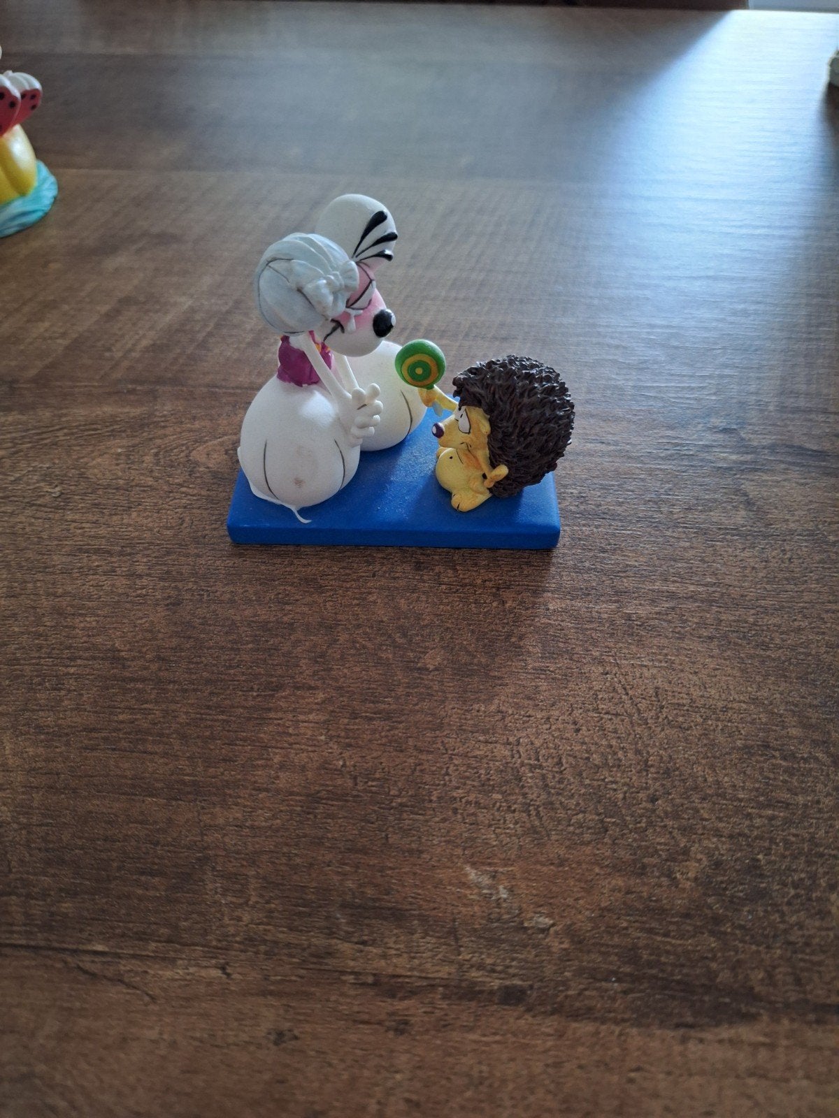 Diddl beeldje met egel en lolly, Ophalen of Verzenden, Verschillende figuren, Gebruikt, Beeldje of Figuurtje