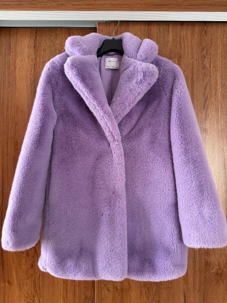 Lila bontjas maat XS, Kleding | Dames, Jassen | Winter, Paars, Nieuw, Maat 34 (XS) of kleiner, Bershka