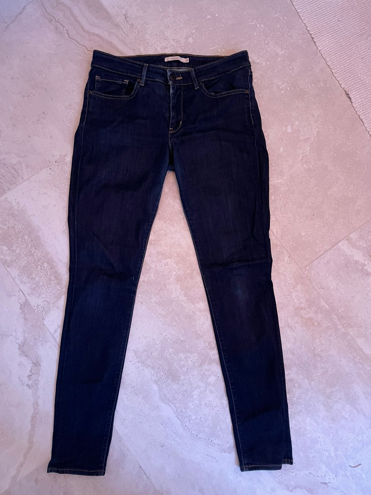 Levi’s 711 skinny 30, Kleding | Dames, Ophalen of Verzenden, Gedragen, Blauw, W30 - W32 (confectie 38/40)