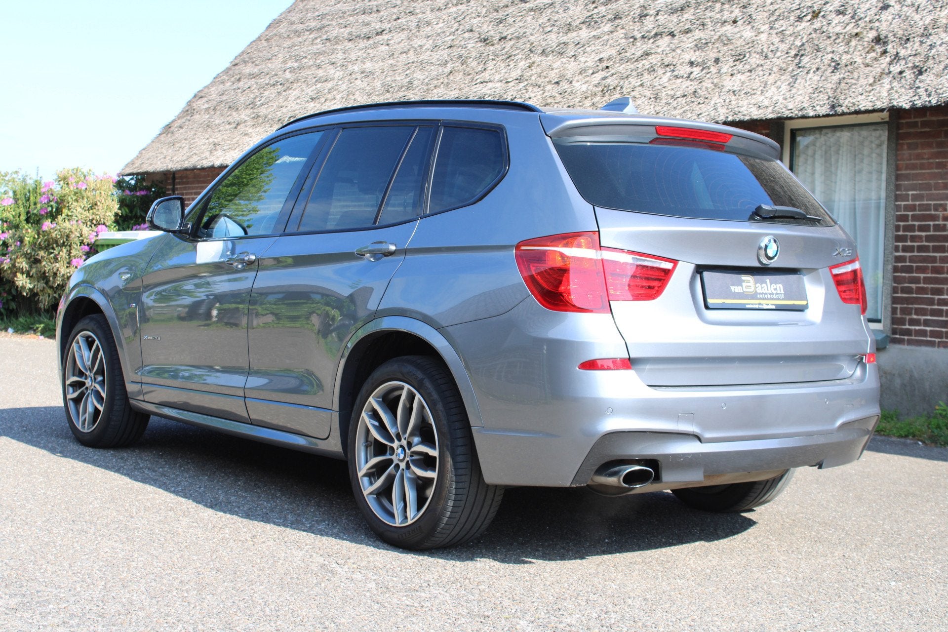 BMW X3 xDrive20i High Executive M-SPORT ORG NL LEER NAVI PAN, Auto's, BMW, Automaat, Gebruikt, Euro 6, 4 cilinders