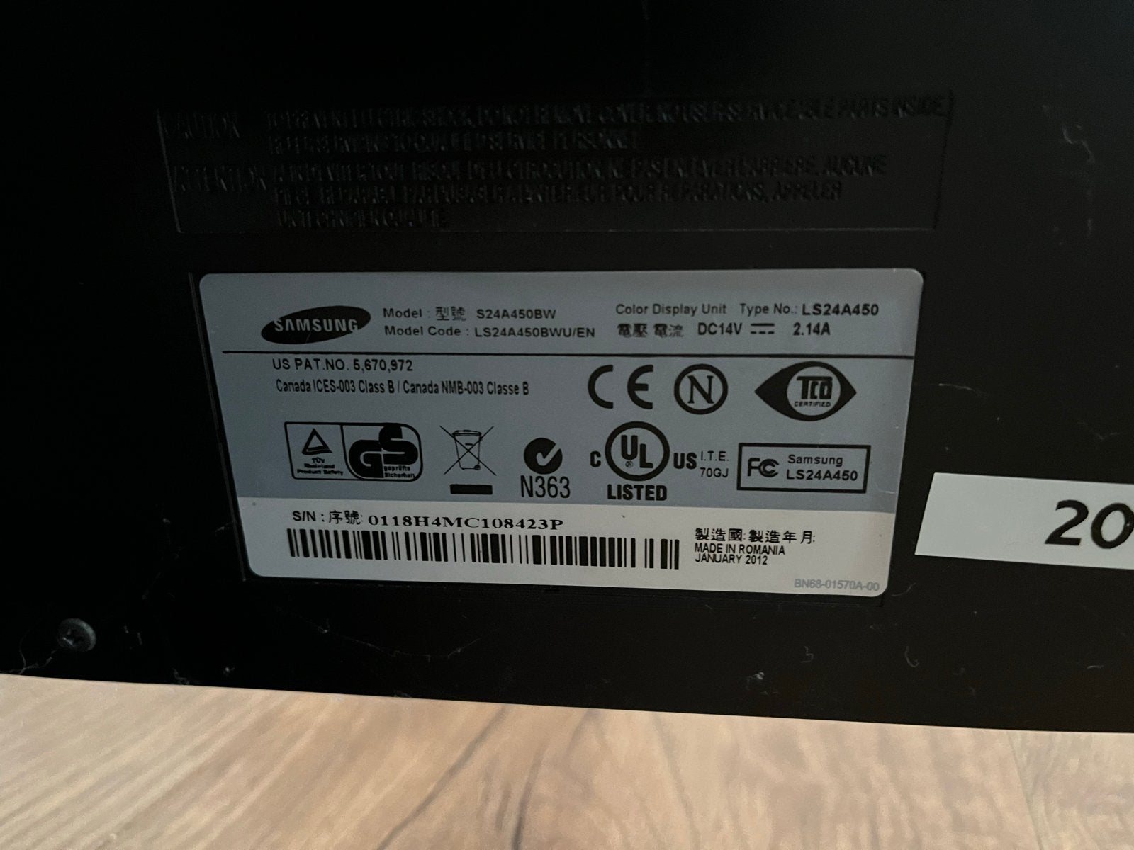 GRATS Samsung SyncMaster SA450 Monitor - 24 inch, Ophalen, Gebruikt, In hoogte verstelbaar, Full HD